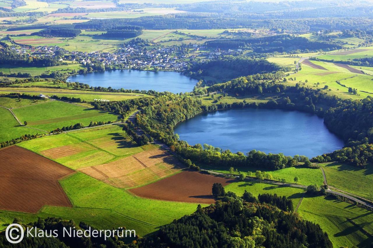 Appartement Welcome Mit Seeblick Schalkenmehren
